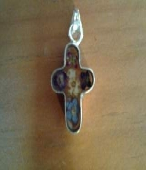 Imagen de Cruz de plata figurada numero 0