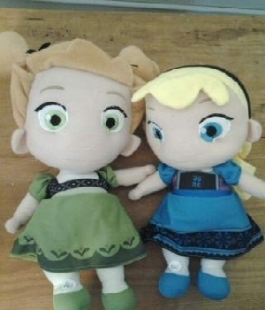 Imagen de Princesas frozen de peluche numero 0