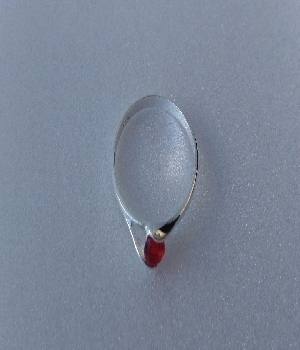Imagen de Anillo de plata con circonia roja del num 7 numero 0