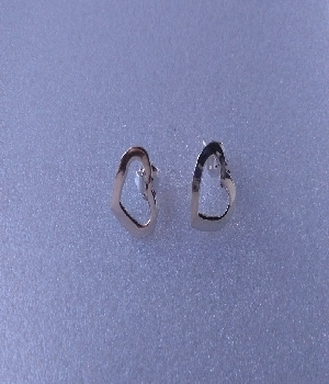 Imagen de Aretes corazones de plata. numero 1