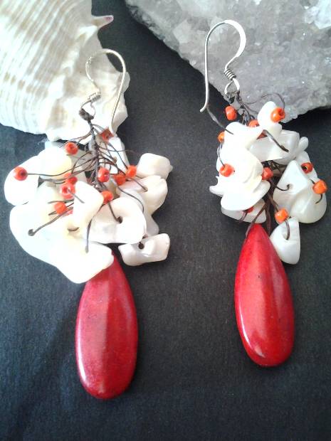 Imagen de Aretes largos de plata 925 con coral  numero 1
