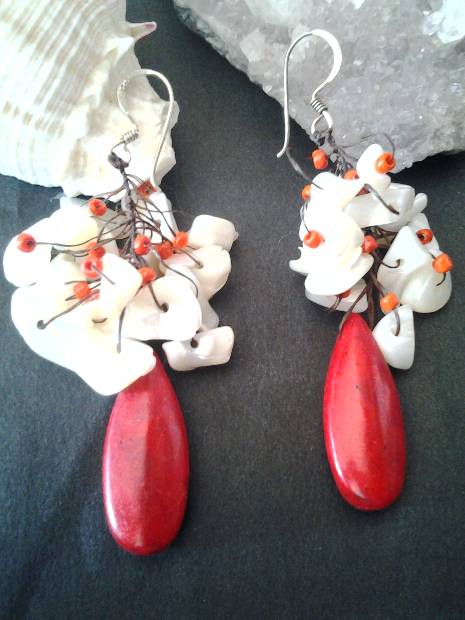 Imagen de Aretes largos de plata 925 con coral  numero 2
