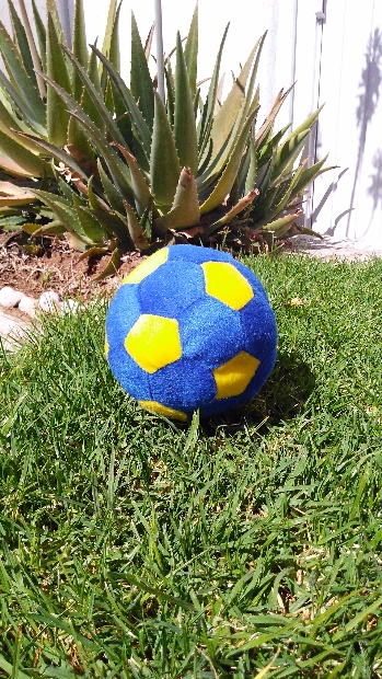 Imagen de Balón de peluche economico 17 cms numero 1