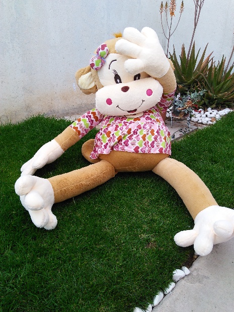 Imagen de Changa de peluche cuca gigante 1.5 m tutu a la moda numero 1