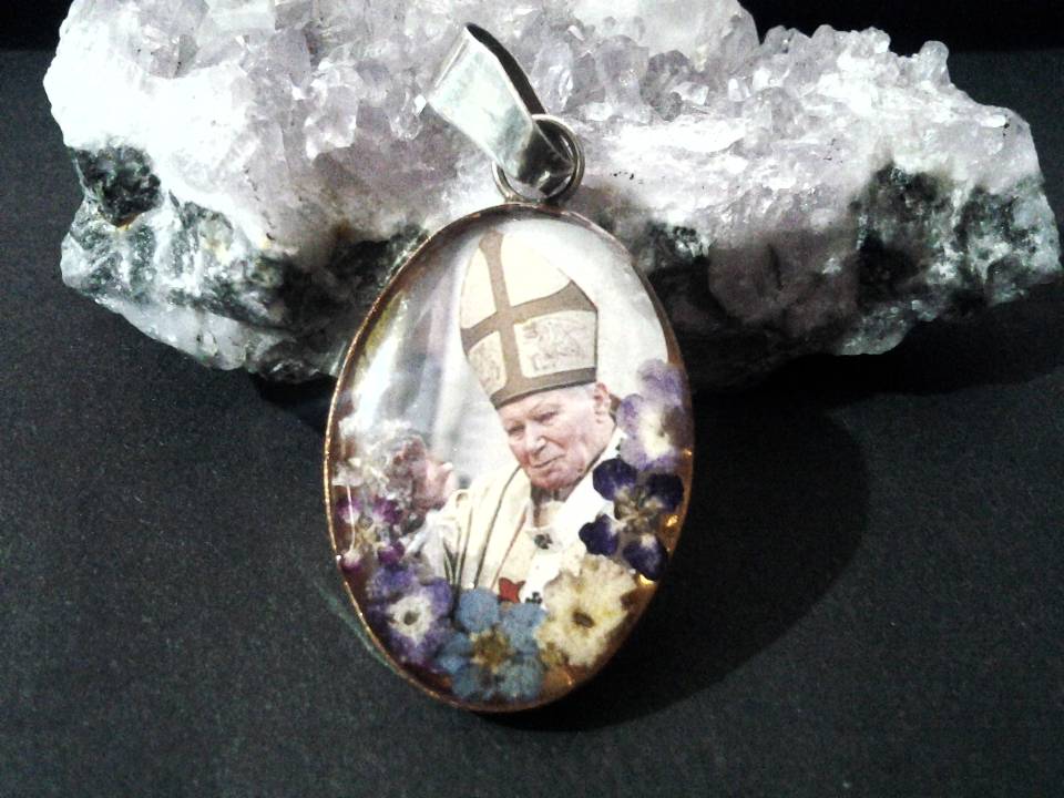 Imagen de Dije de plata .925 Papa Juan Pablo II numero 2