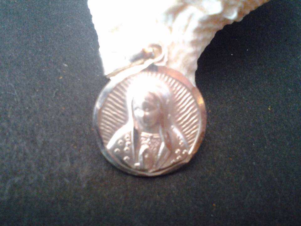 Imagen de Dije de plata .925 virgen de Guadalupe 1.6 cm