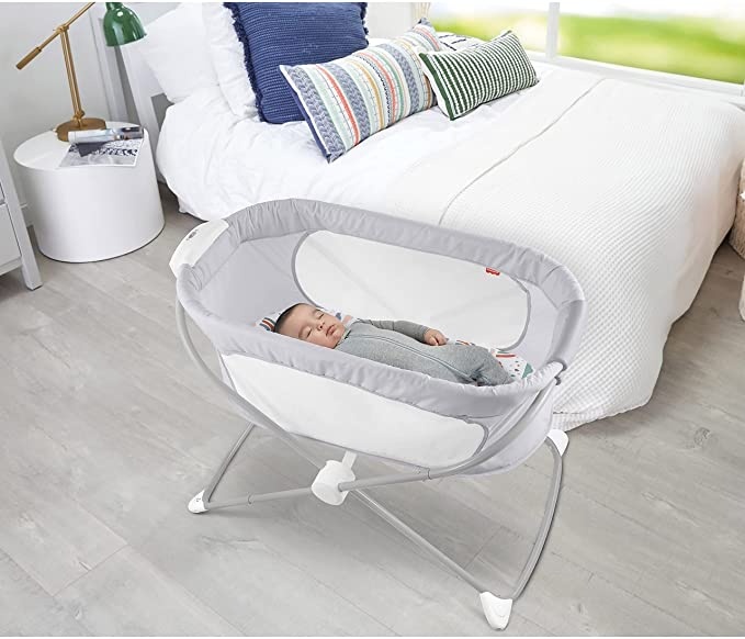 Imagen de Moises cuna para bebé de la marca fisher price plegable numero 1