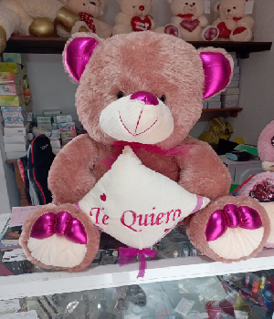 Imagen de Oso de peluche con detalles rosas Te quiero 75 cm sentado gordito numero 0