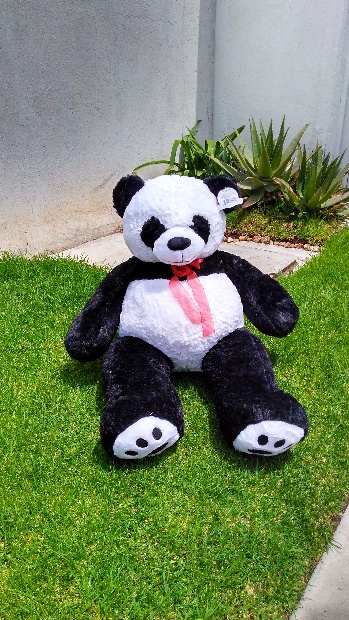 Imagen de Panda de peluche 1.20 m numero 1