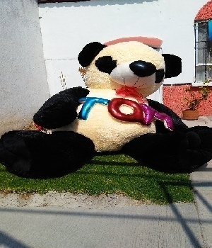 Imagen de Panda ultra gigante 2.1 metros numero 0