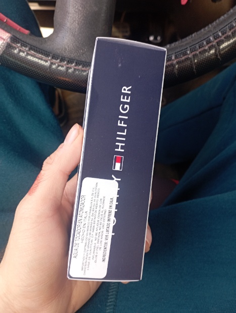 Imagen de Perfume Tommy para caballero 100 ml numero 3