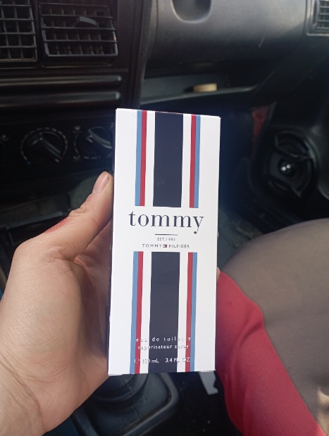 Imagen de Perfume Tommy para caballero 100 ml numero 1