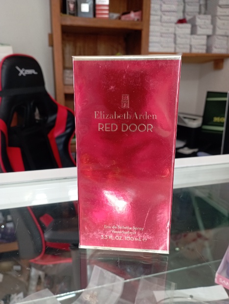 Imagen de Perfume red door para dama elizabeth arden 100 ml numero 2