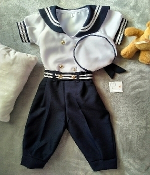 Imagen de Short de marinero para bebe con gorrito numero 0
