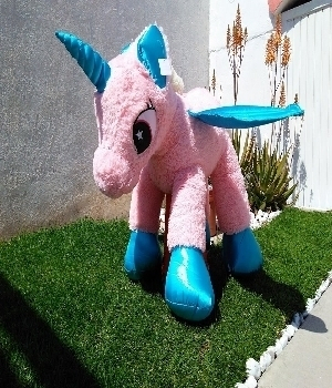 Imagen de Unicornio de peluche gigante 1 metro rosa numero 0