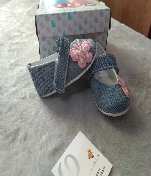 Imagen de Zapatos para bebe color azul jeans mezclilla con moño  mod902